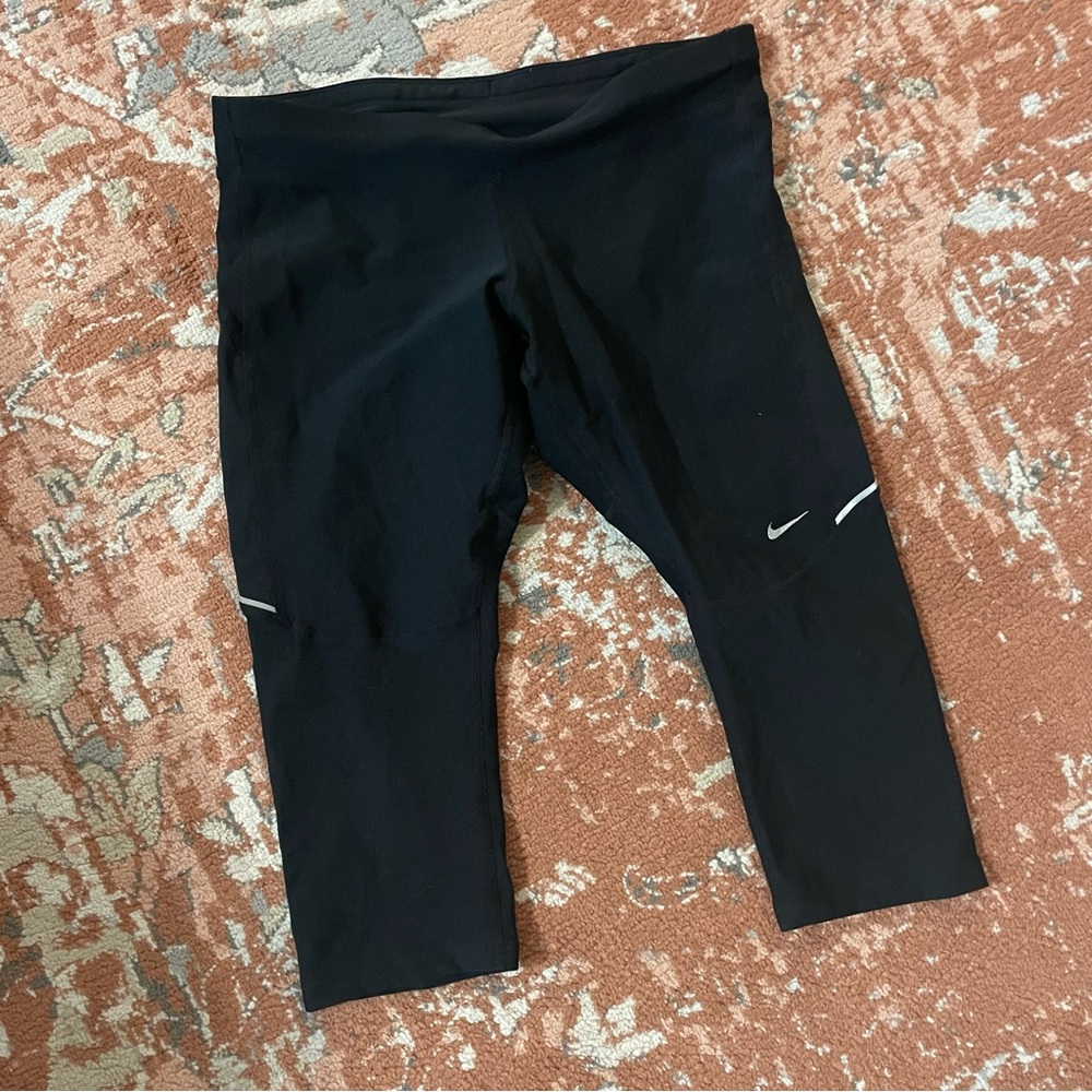 Nike Dri-Fit Cropped Leggings